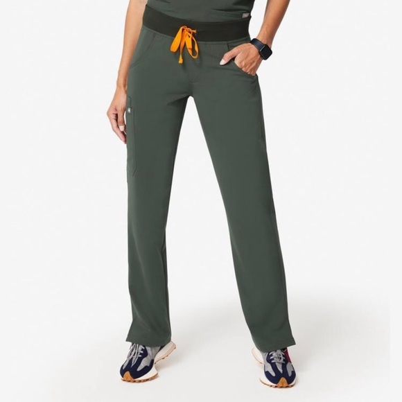 Figs Pants - Figs Moss/Army Green Kade Cargo Scrub Pants Straight Leg Size Tall Extra Small